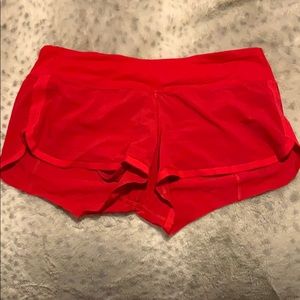 Lululemon Speed Up shorts 2.5”